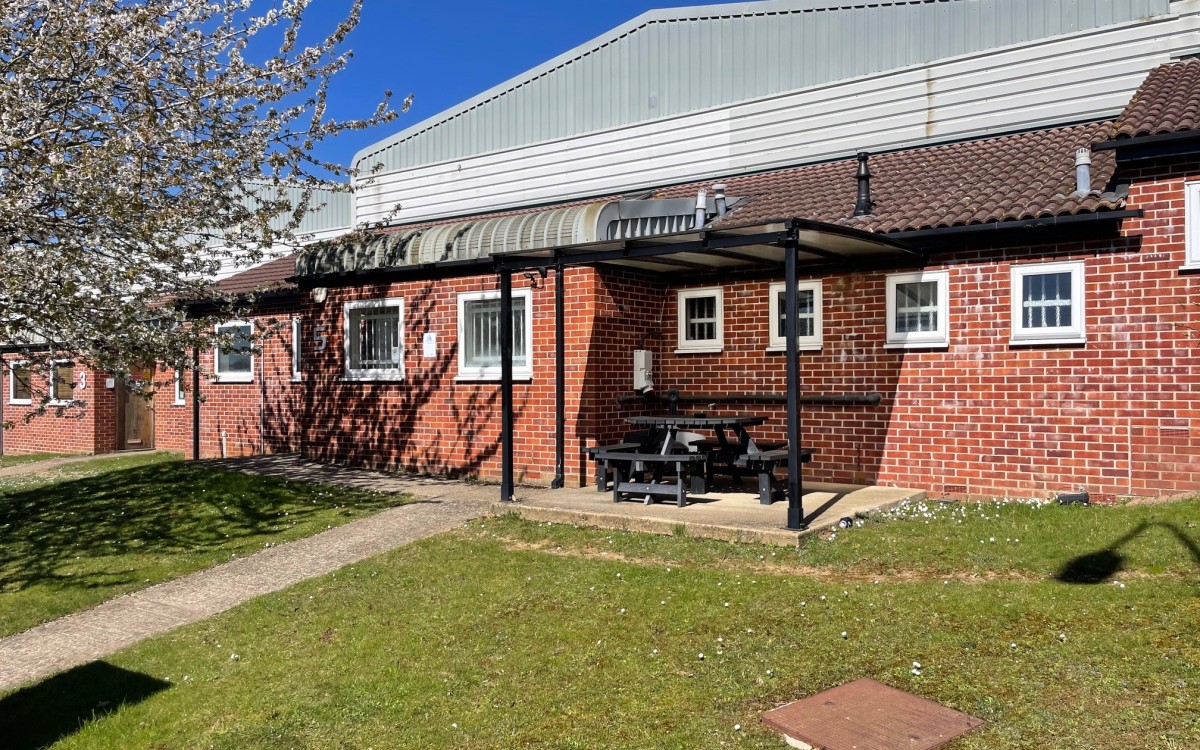 Unit 5 Fifth Avenue illustration